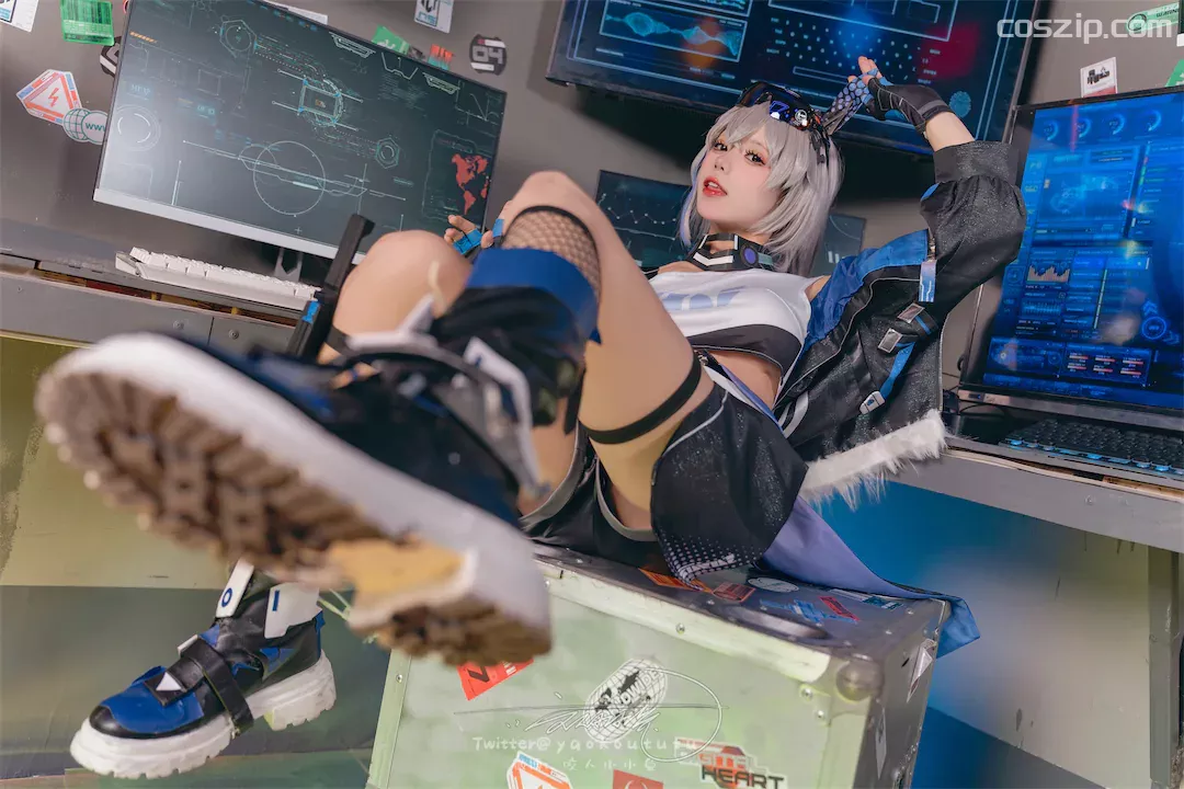 yaoyikoutuniang-cos4k.com-bengtieyinlang-32