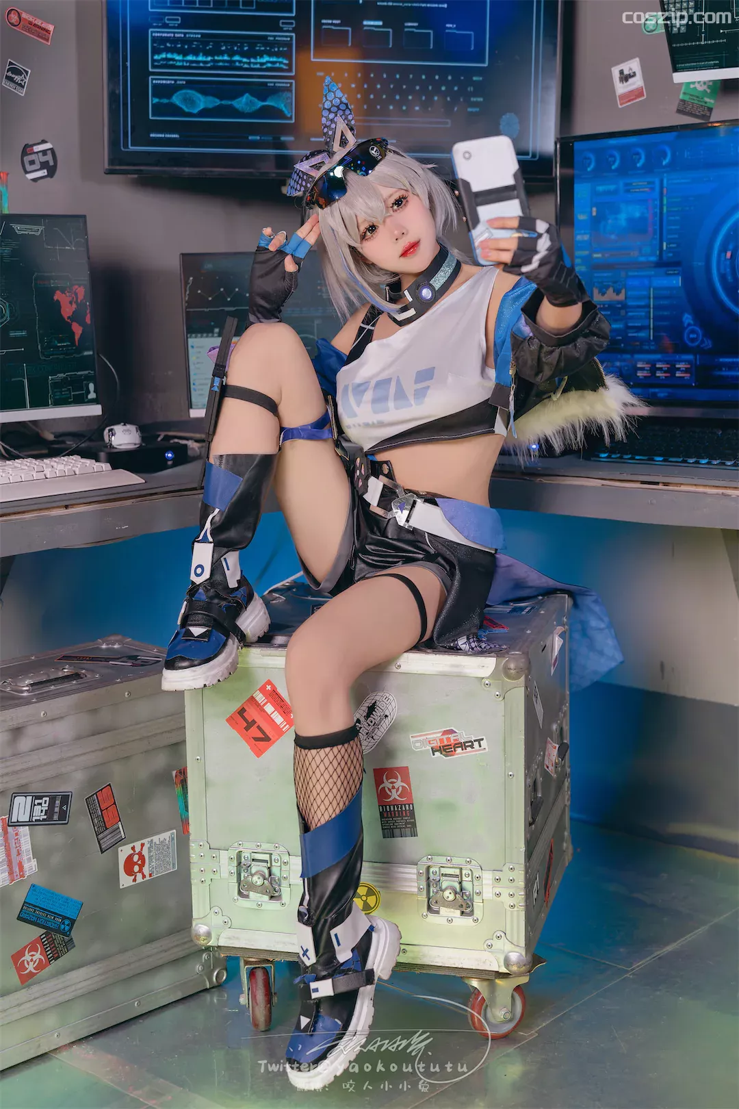 yaoyikoutuniang-cos4k.com-bengtieyinlang-34