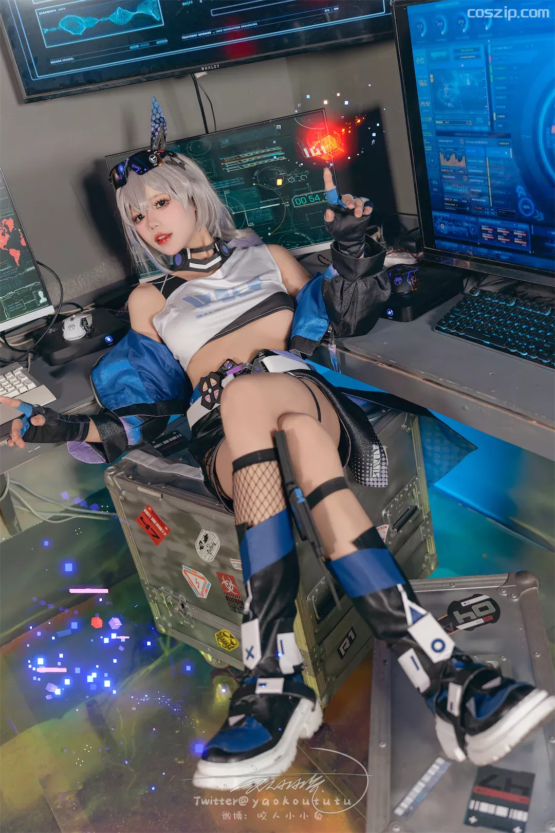 yaoyikoutuniang-cos4k.com-bengtieyinlang-40