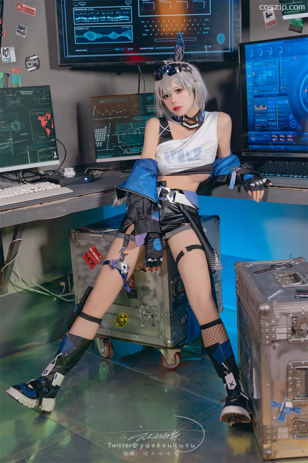 yaoyikoutuniang-cos4k.com-bengtieyinlang-41