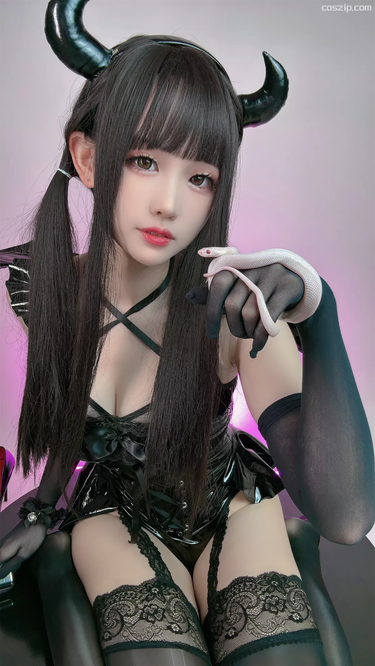 mikojiang-cos4k.com-shexiemeimo-13