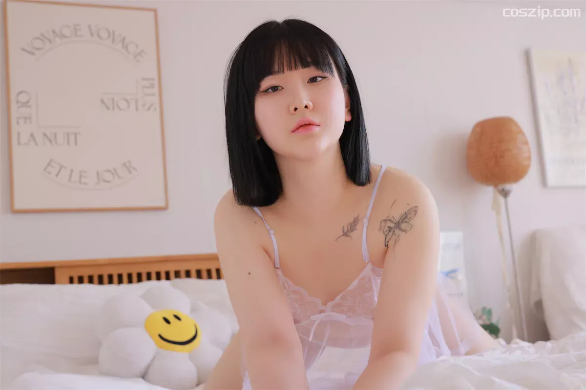 SWEETBOX-YeonJju-Vol.31-Home-Alone-cos4k.com-025