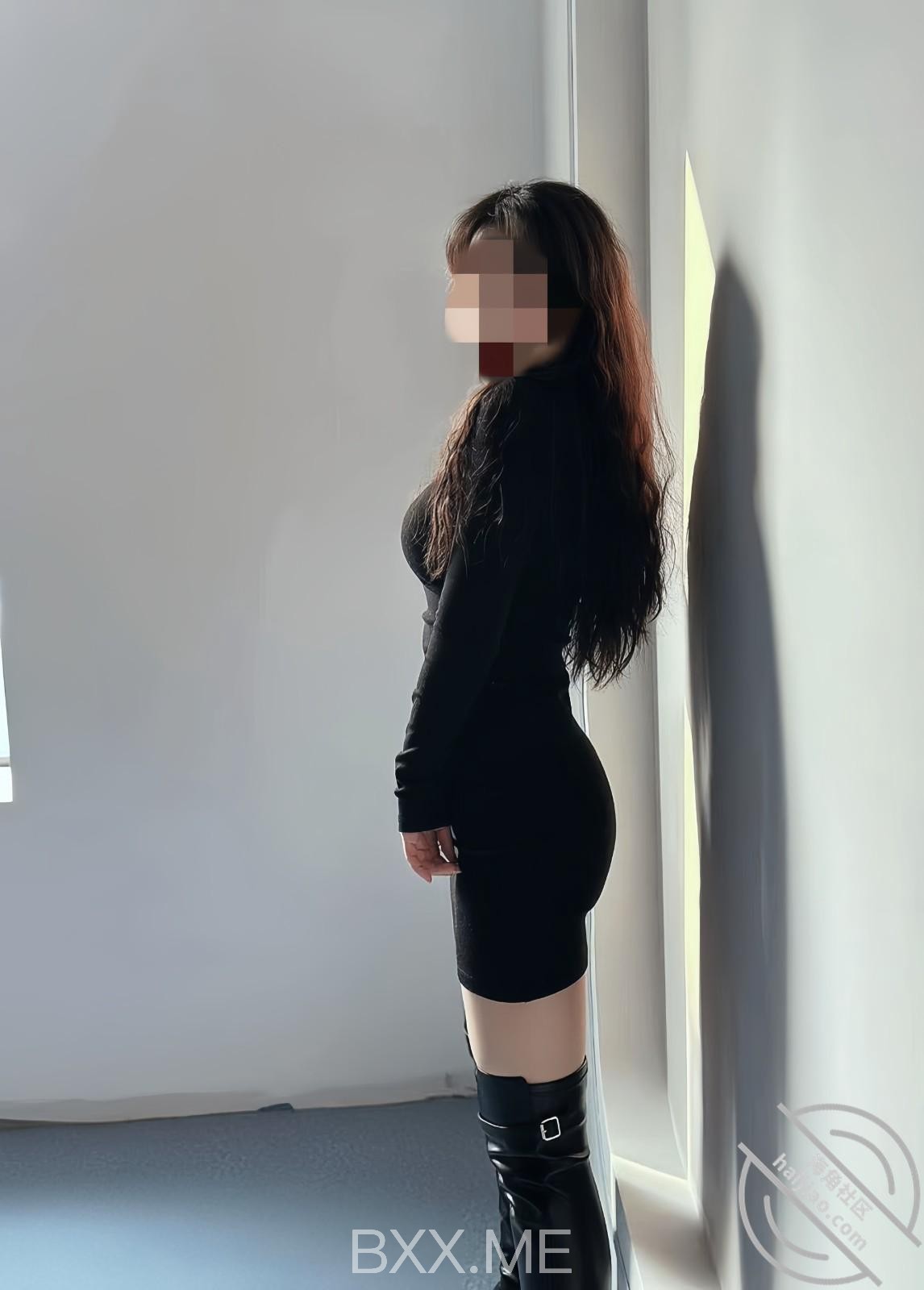 《姐弟乱伦》出租屋往姐姐的无毛B里放跳蛋❤️玩到淫水直流再慢慢操
