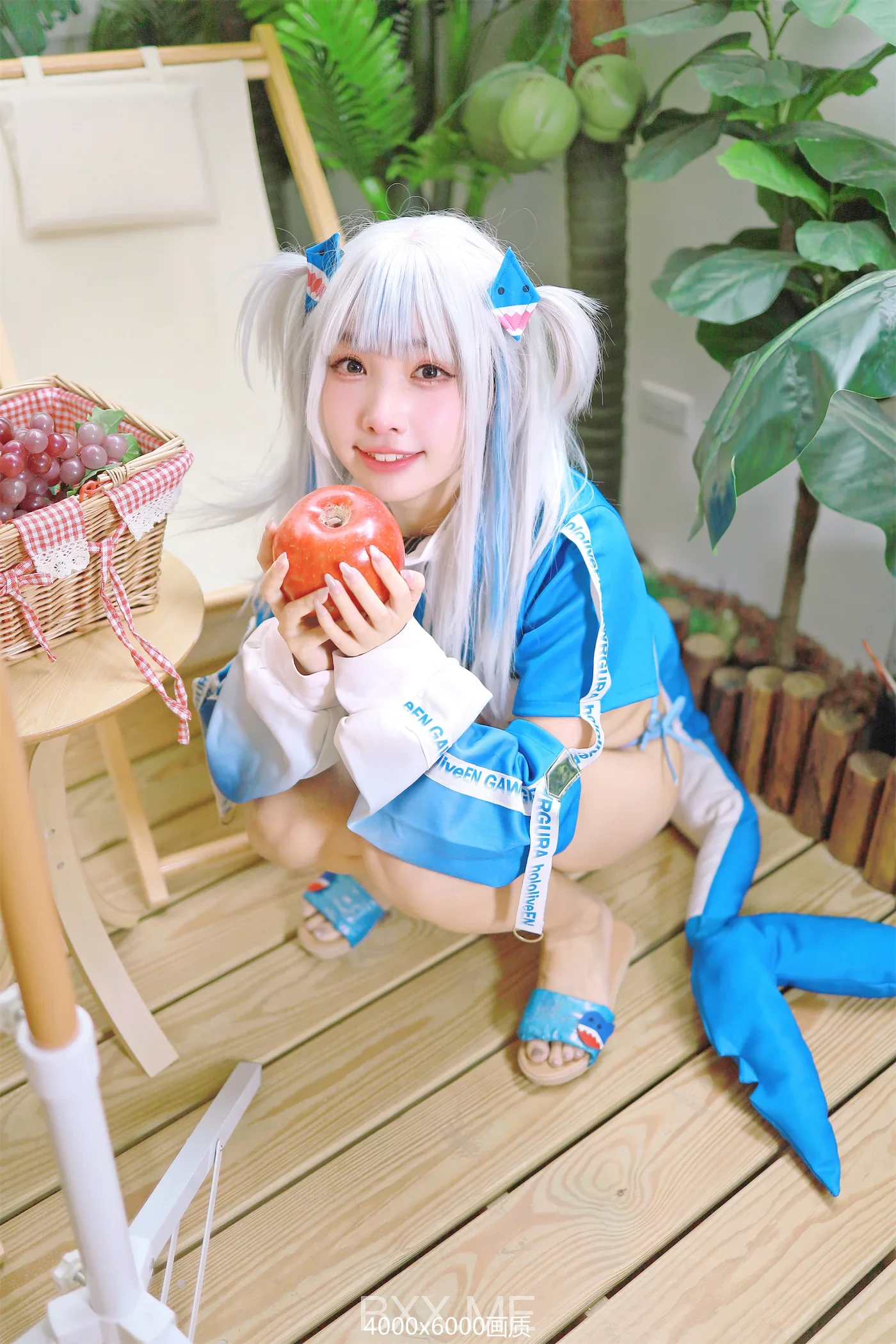 momo-hololive-8.webp